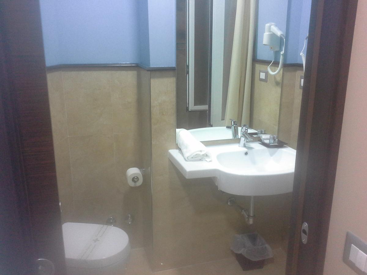Hotel Gran Torino Рим Экстерьер фото